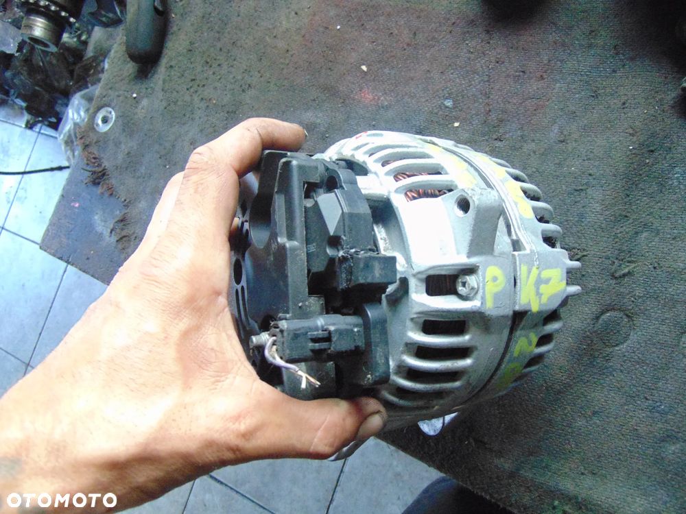 Alternator Trafick 2 2,0 dci 7pk - 5