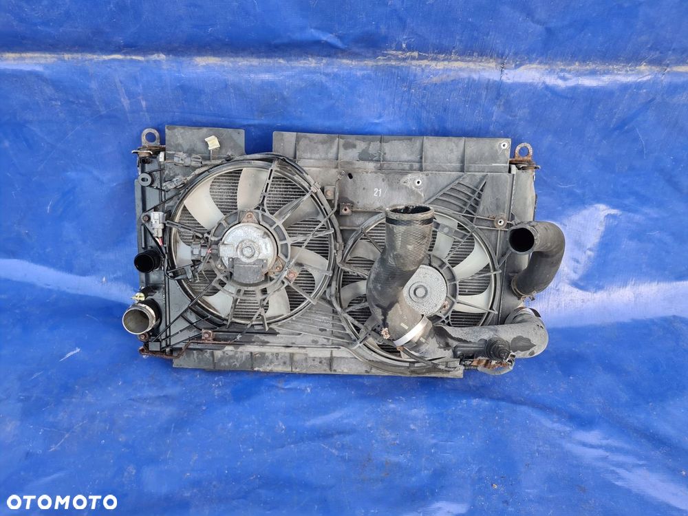 Toyota avensis T27 verso 09- chłodnice komplet 2.0