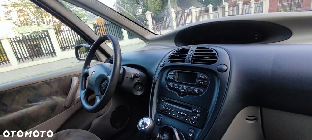 Citroën Xsara Picasso 1.8i Exclusive - 11