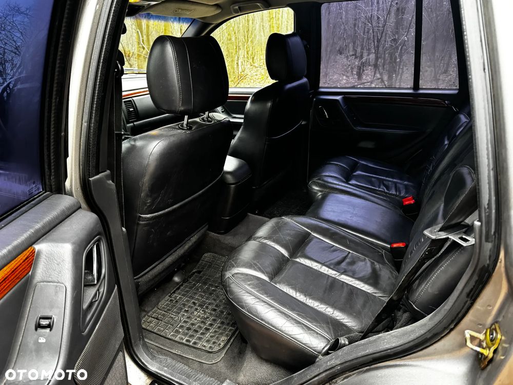Jeep Grand Cherokee 4.0 Limited - 23