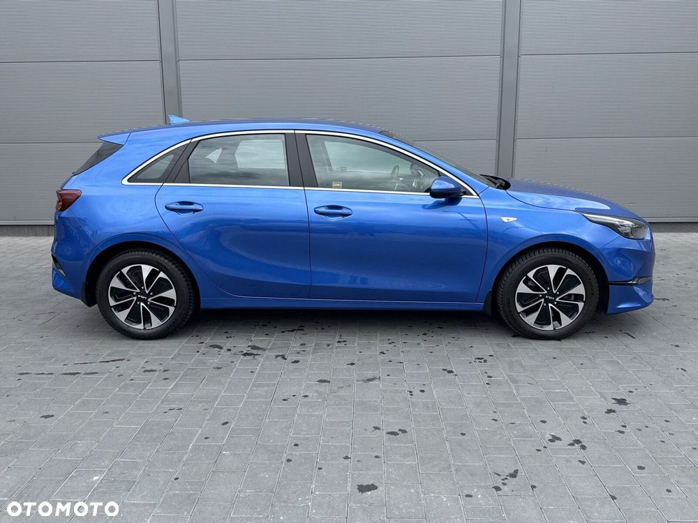 Kia Ceed 1.5 T-GDI M DCT - 11