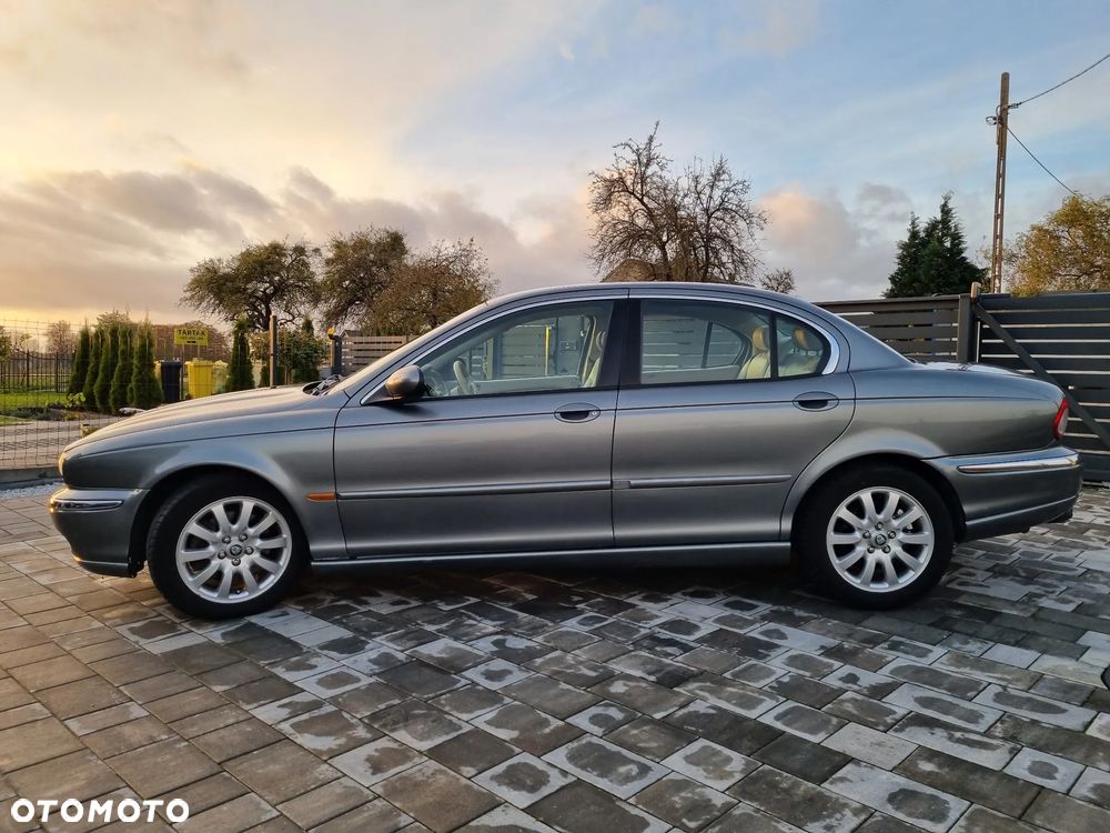 Jaguar X-Type Estate 2.5 V6 4x4 Executive - 8