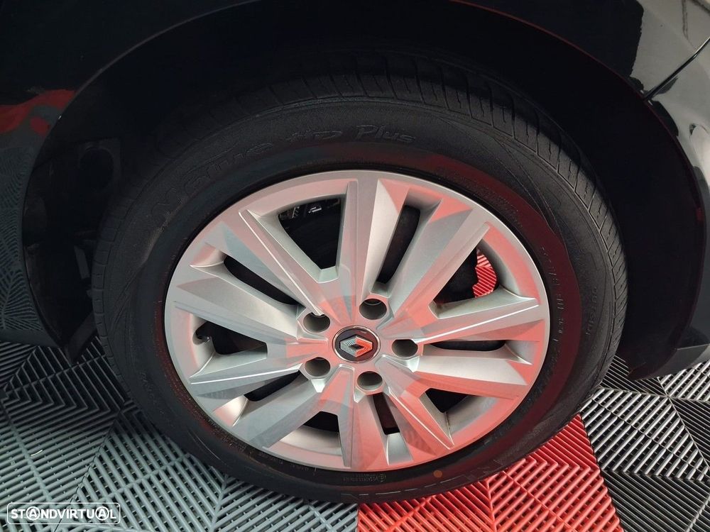 Renault Mégane 1.3 TCe Intens EDC - 18