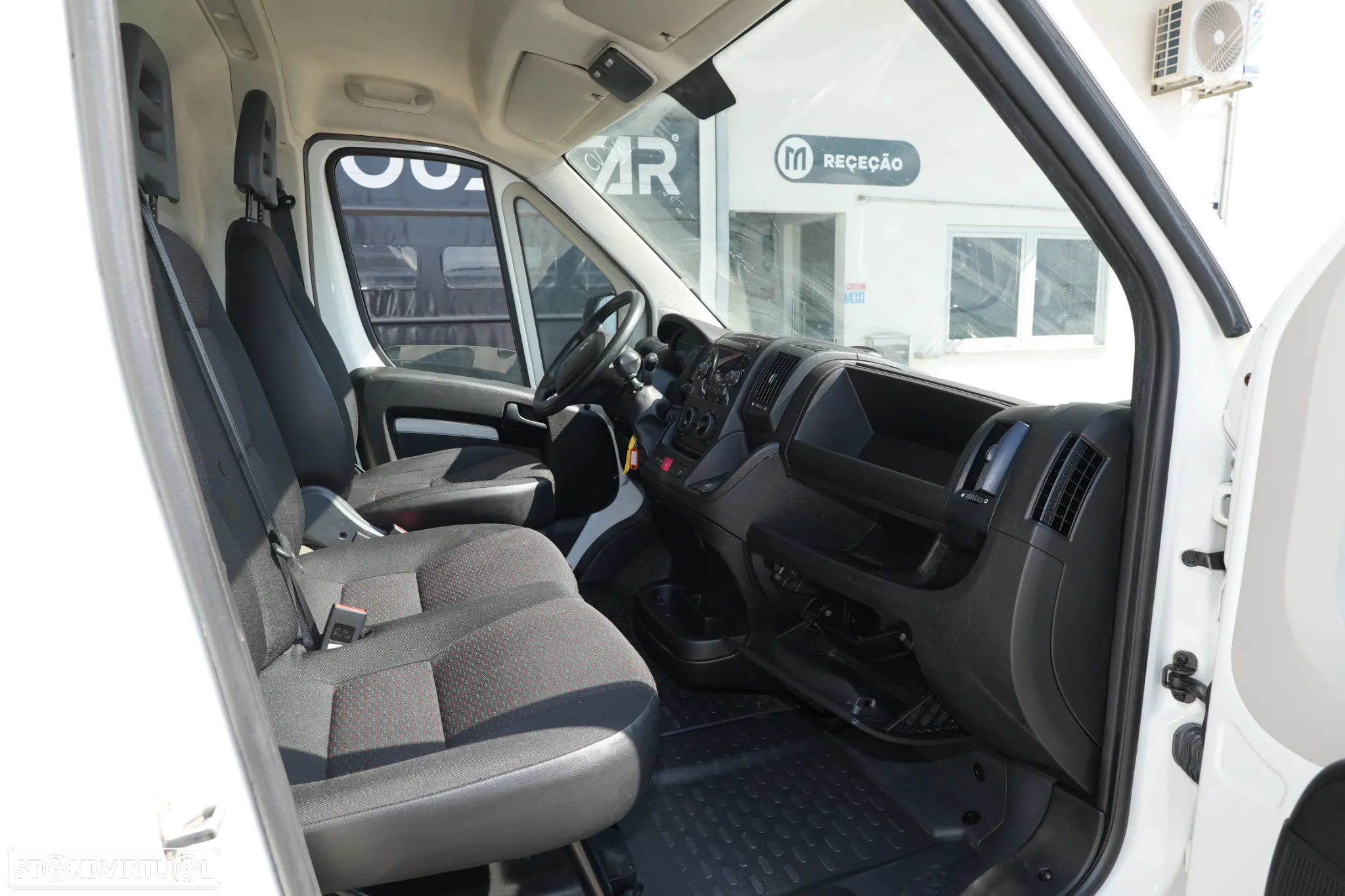 Peugeot Boxer L3H3 2.2BlueHDI 120cv - 11