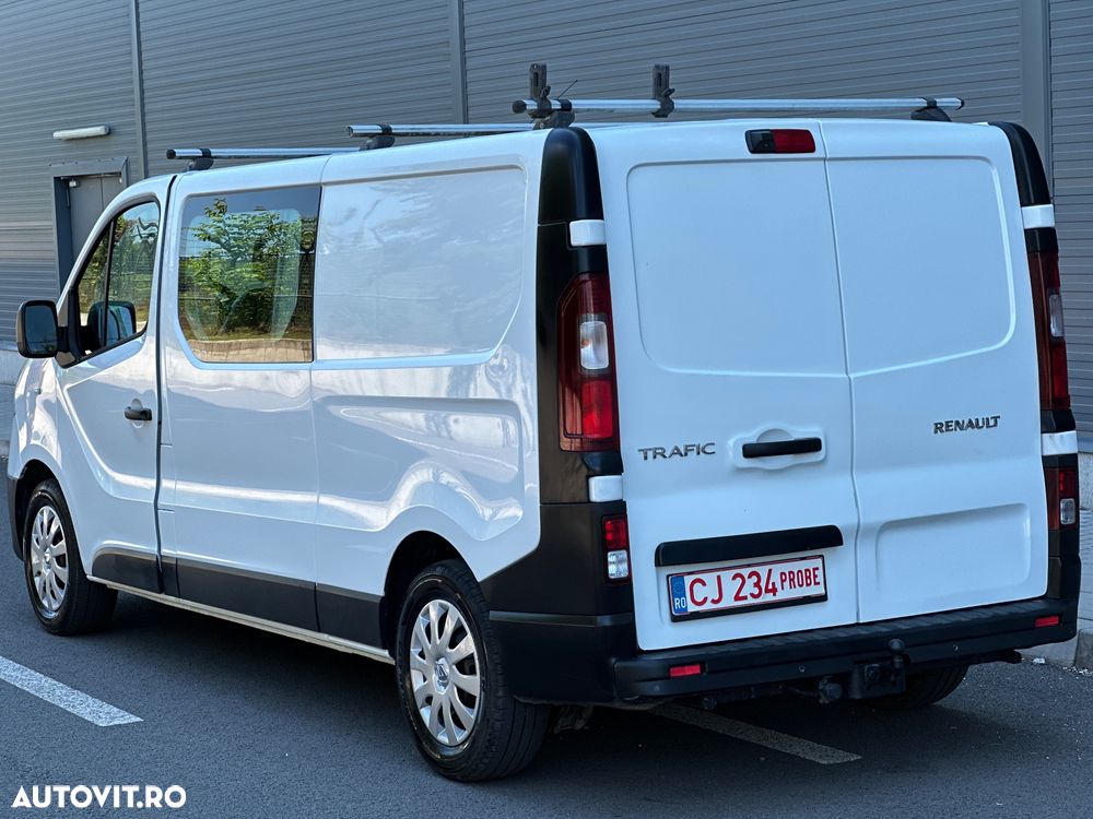Renault Trafic Mixt - 11