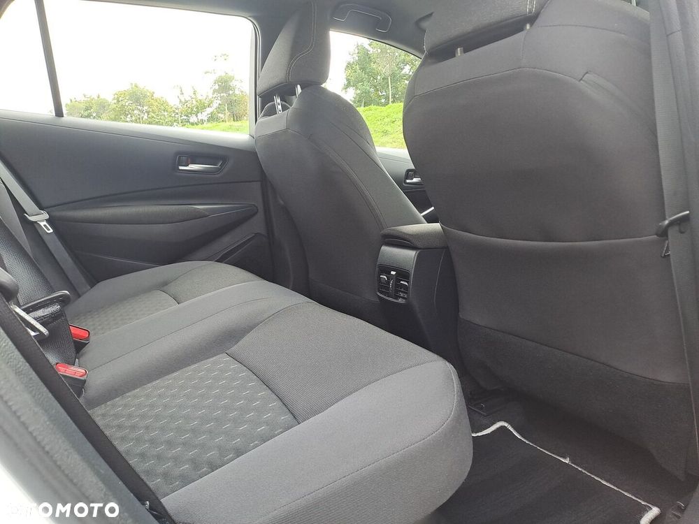 Toyota Corolla 1.8 Hybrid Comfort - 25
