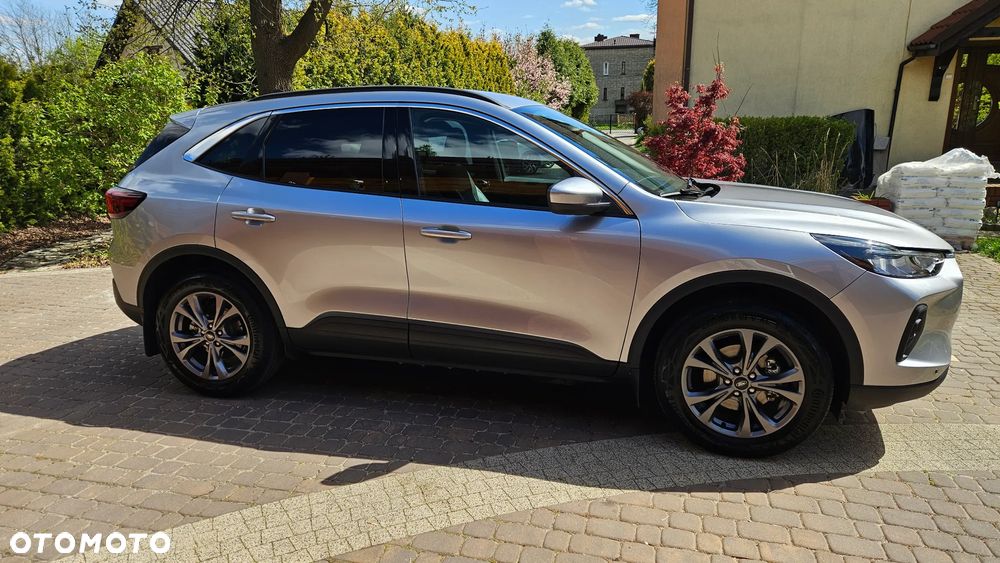 Ford Kuga - 4