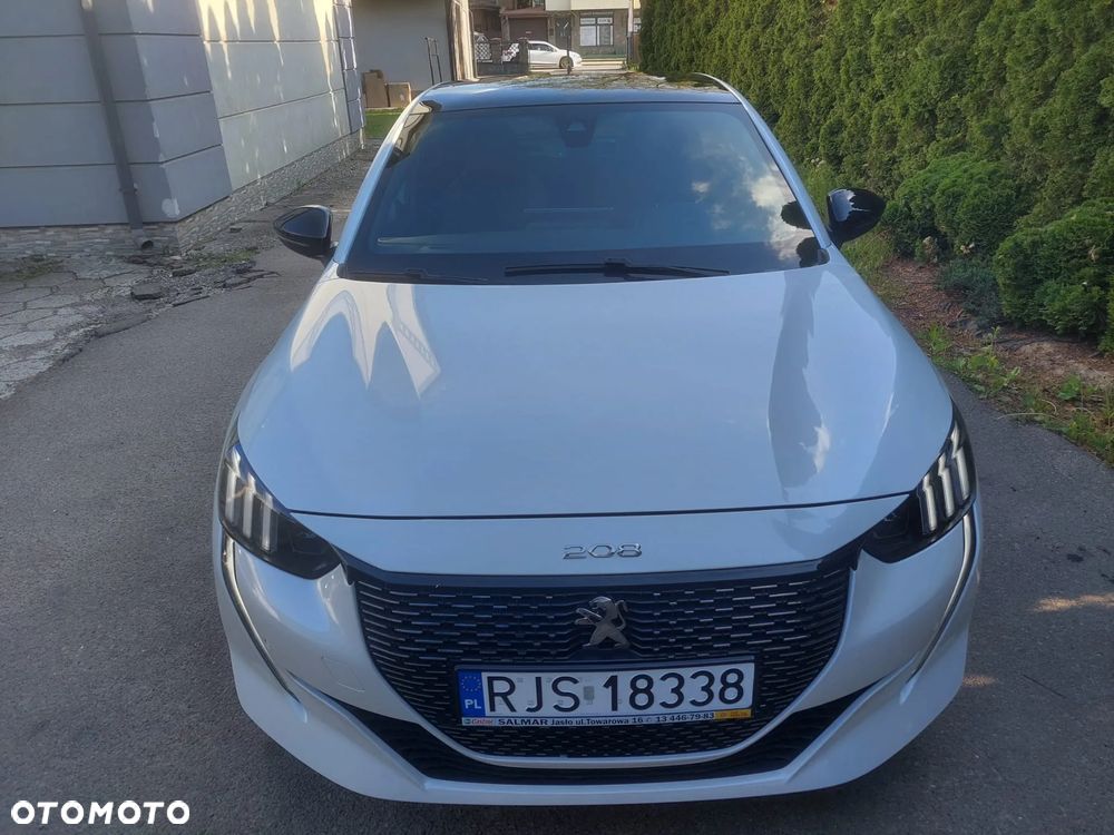 Peugeot 208 - 6