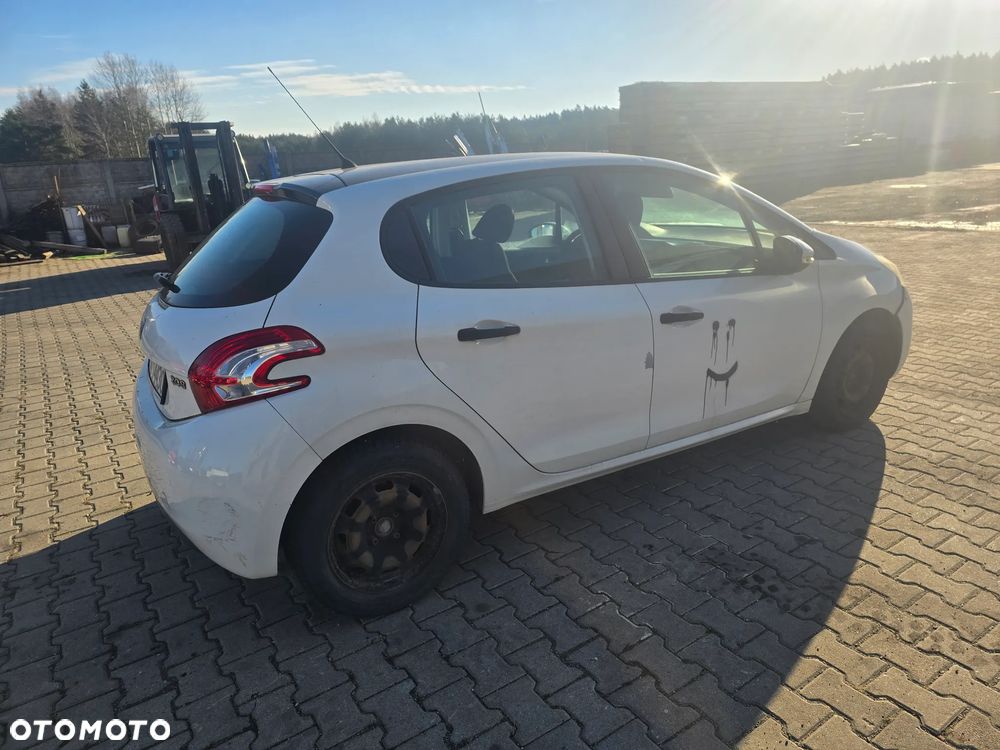 Peugeot 208 HDi 68 Access - 6