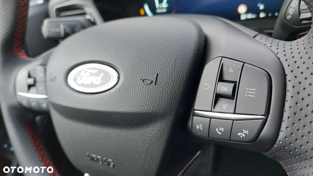 Ford Focus 1.0 EcoBoost ST-Line X - 16