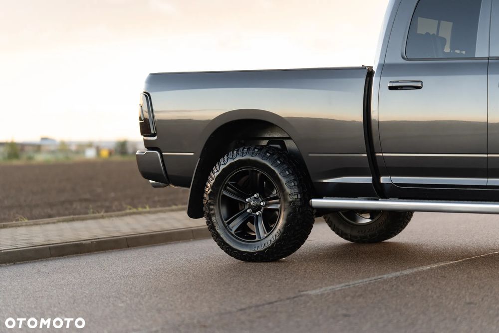 Dodge RAM 5.7 4x4 - 32