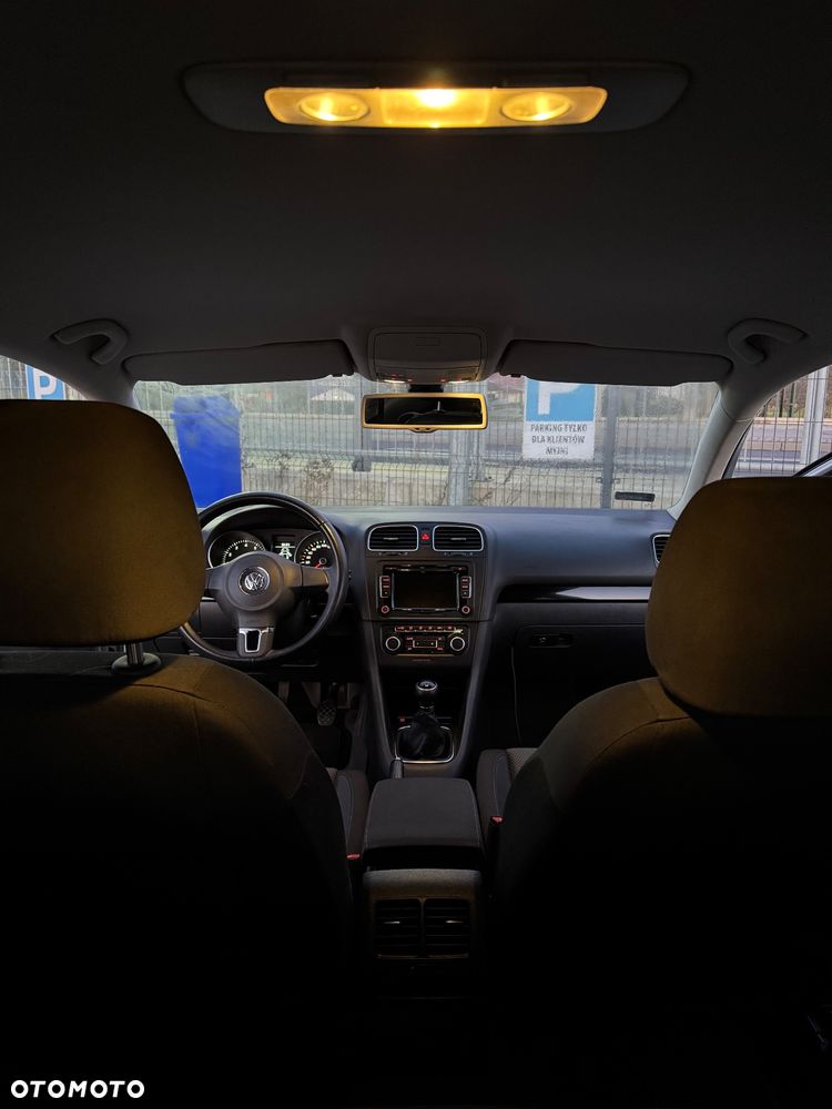 Volkswagen Golf 1.6 Comfortline - 10