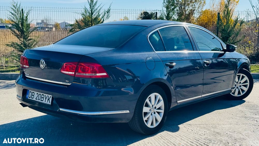 Volkswagen Passat - 6