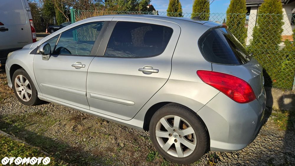 Peugeot 308 1.6 HDi Style - 1