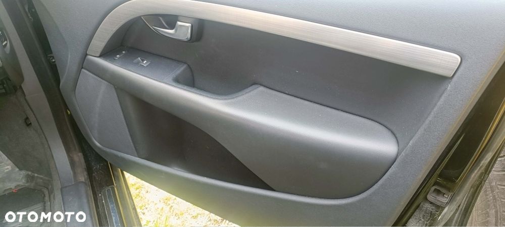 Volvo V70 - 8