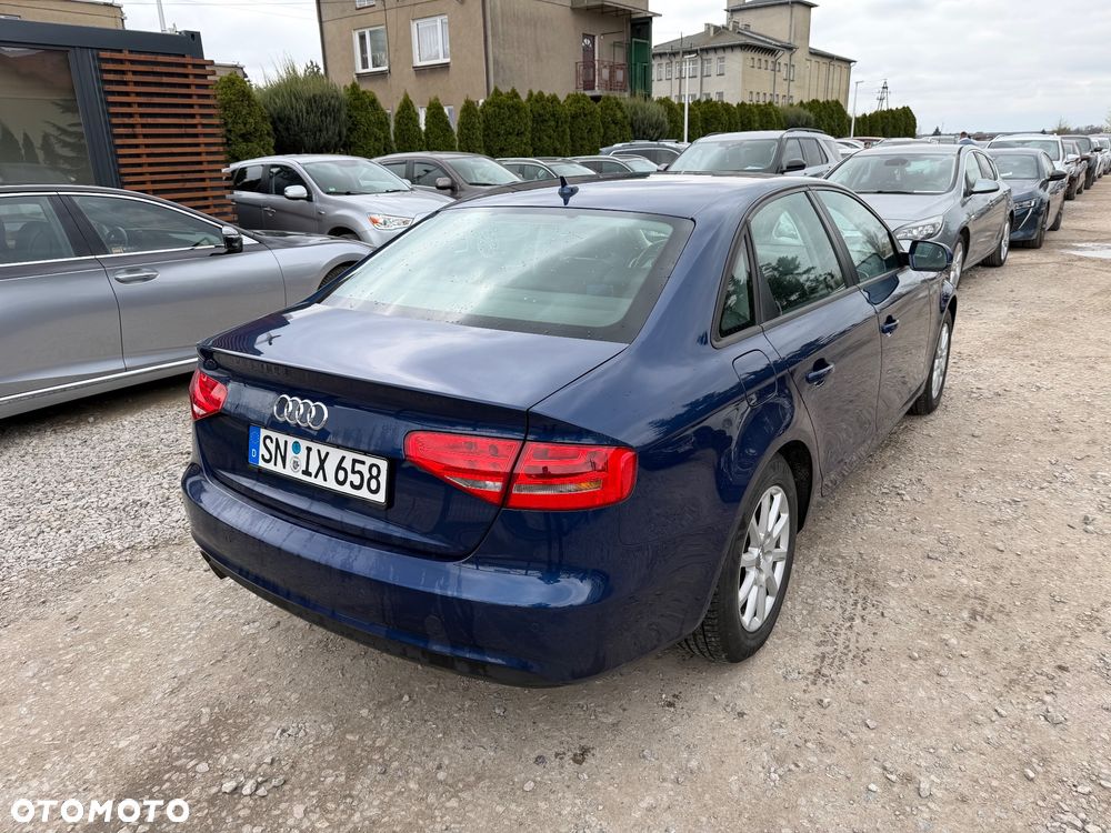 Audi A4 Limousine - 19