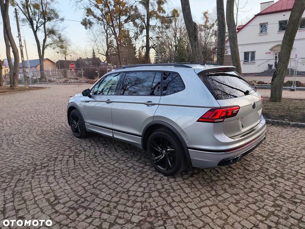 Volkswagen Tiguan - 27