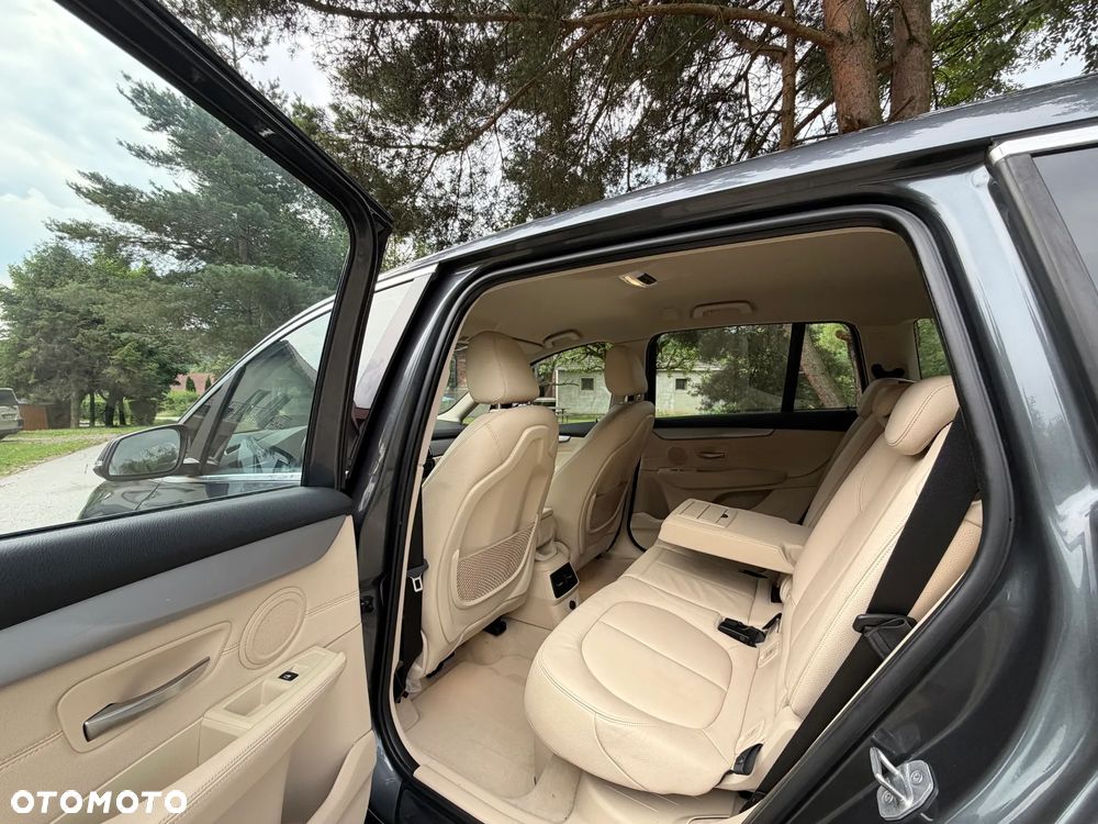 BMW Seria 2 218d Sport-Aut Luxury Line - 23