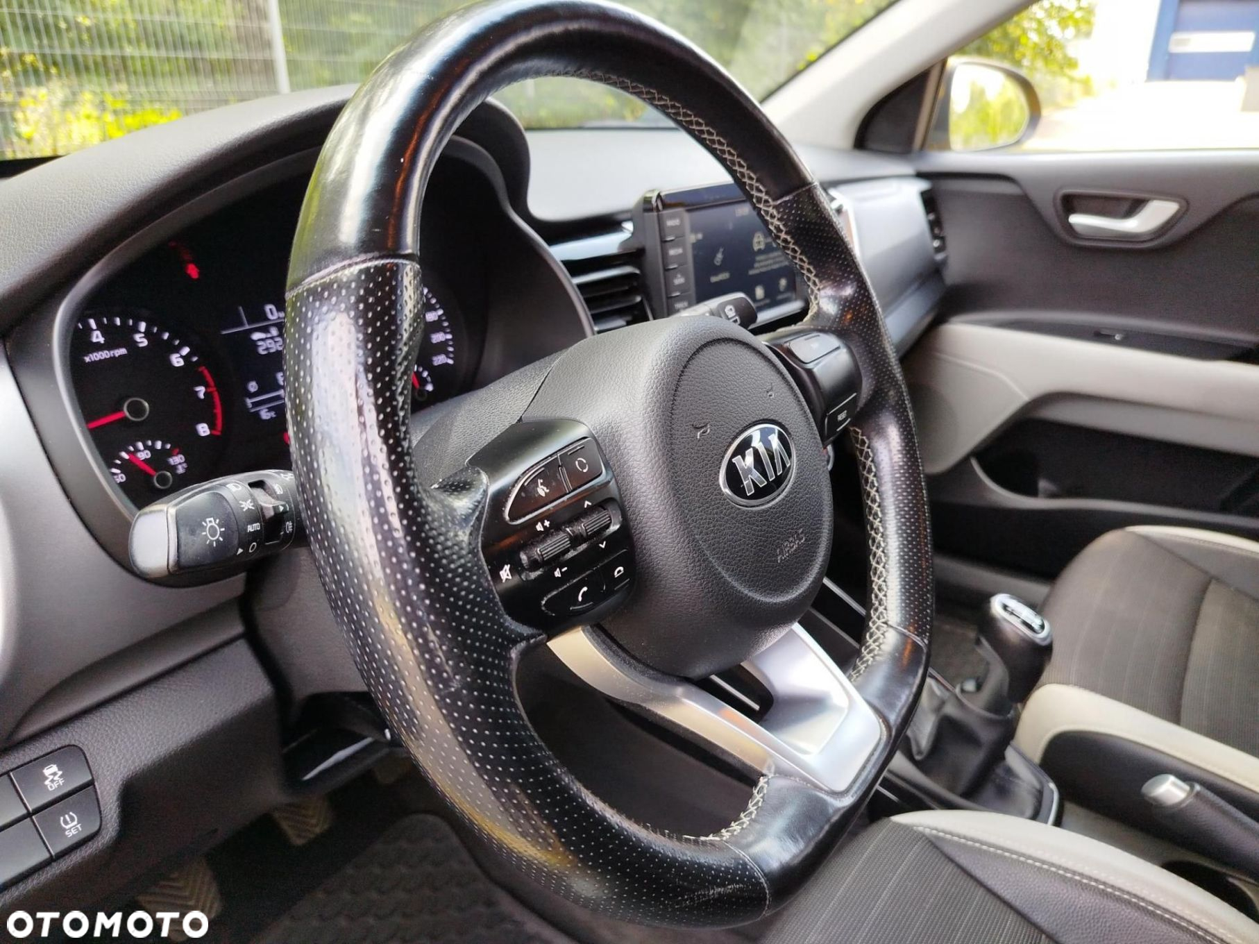 Kia Stonic 1.4 L - 19