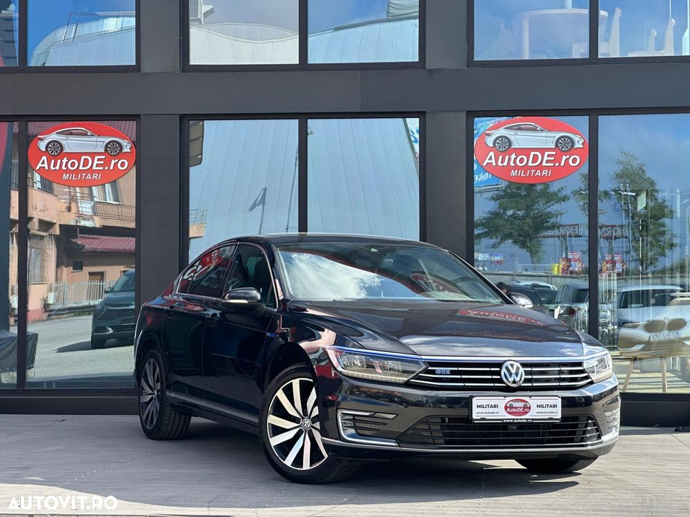 Volkswagen Passat - 2