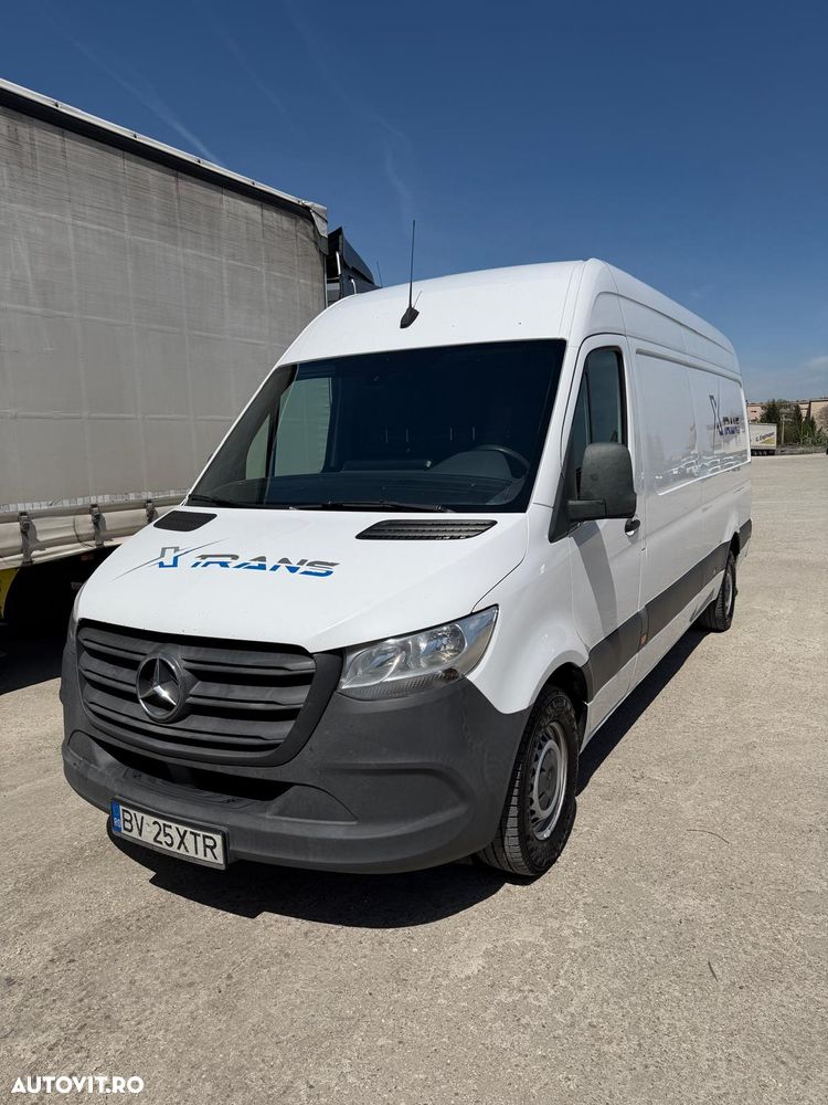 Mercedes-Benz Sprinter - 4