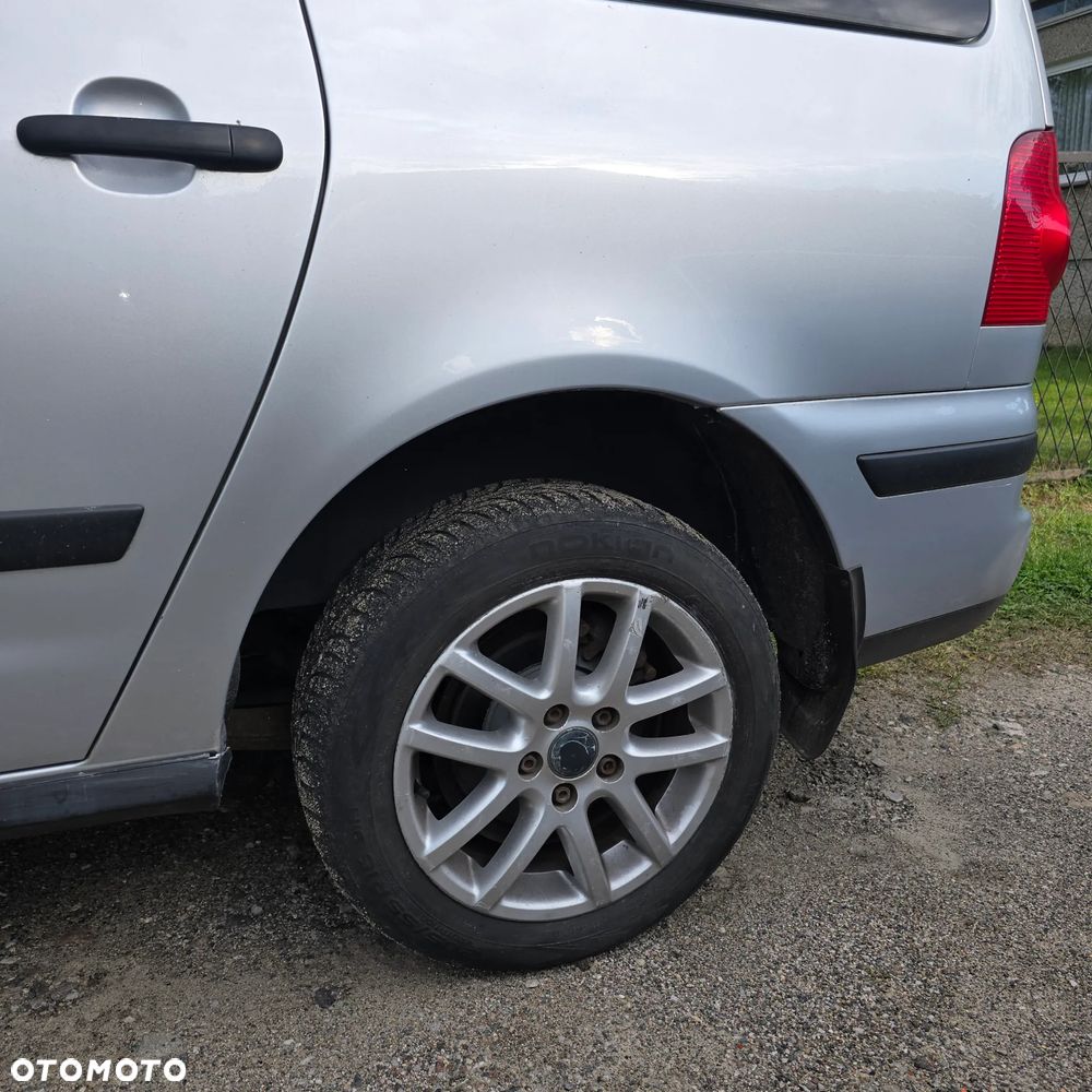 Volkswagen Sharan 1.9 TDI Comfortline - 12