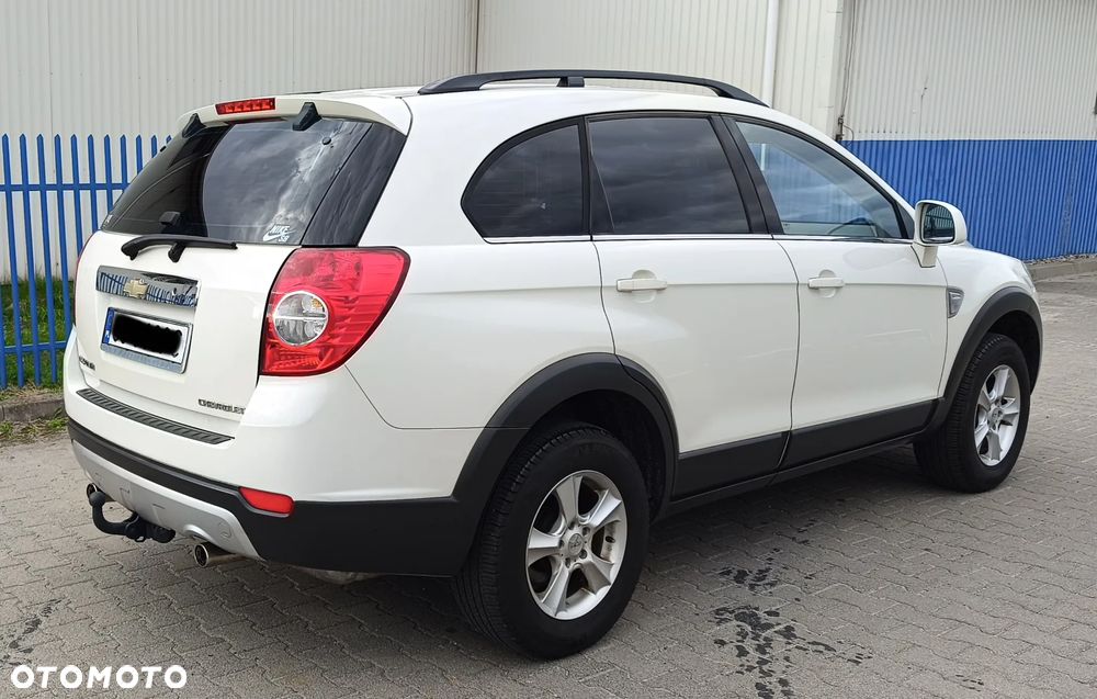 Chevrolet Captiva - 12