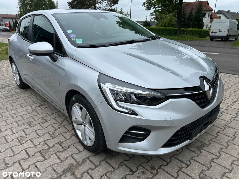 Renault Clio - 32