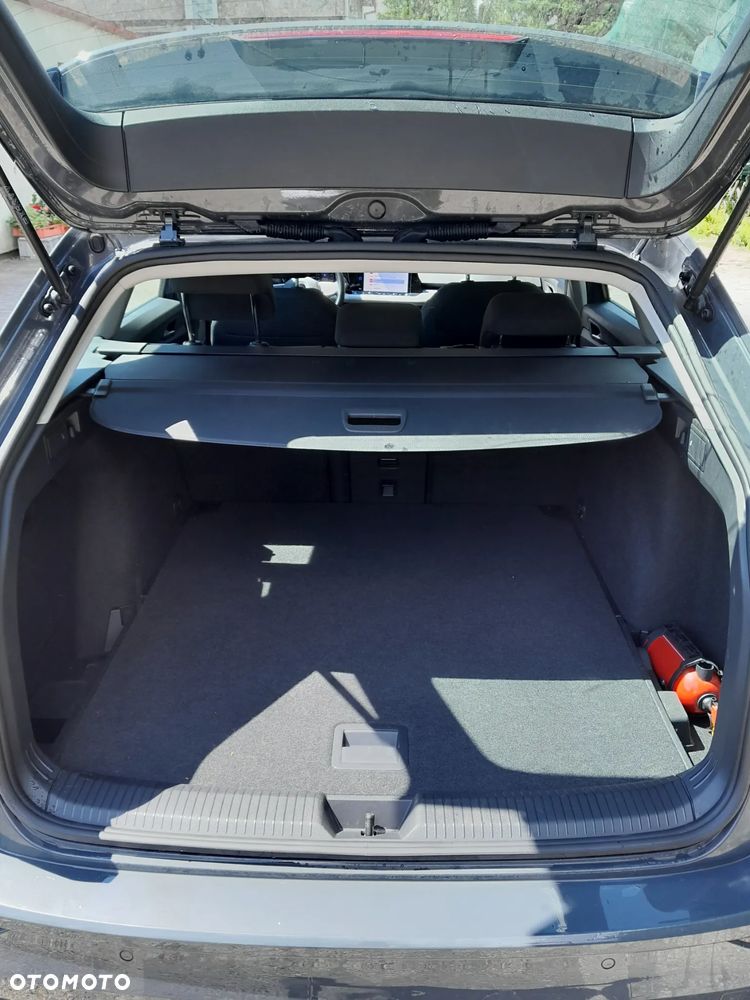 Volkswagen Golf 2.0 TDI SCR Life - 12