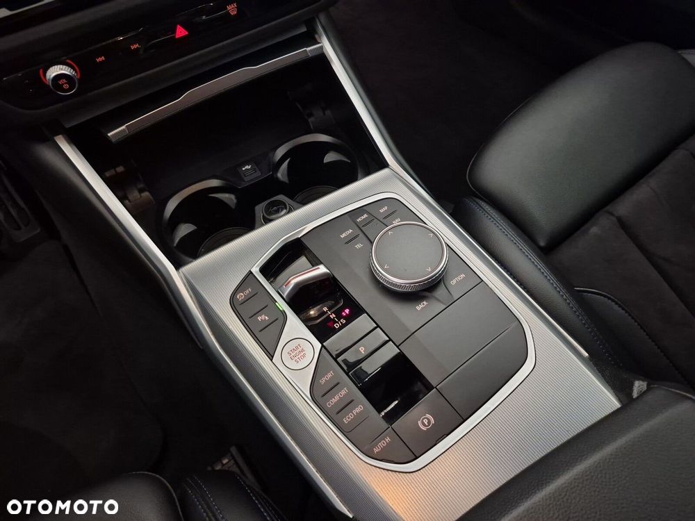 BMW Seria 3 320d xDrive mHEV M Sport sport - 17