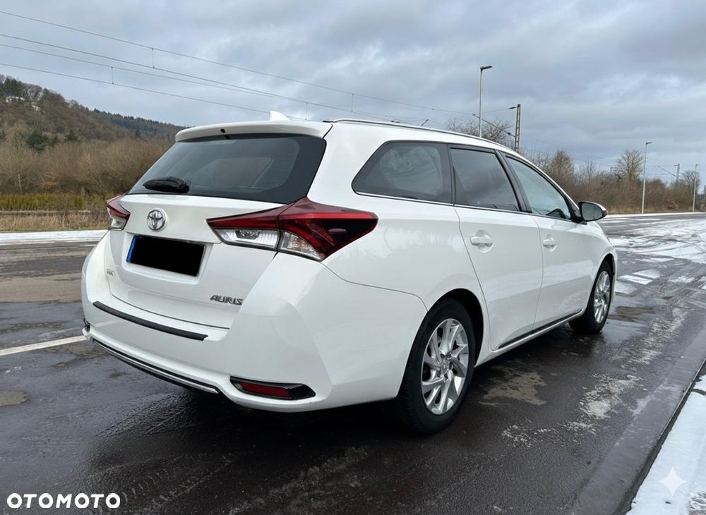 Toyota Auris 1.6 D-4D Comfort - 8