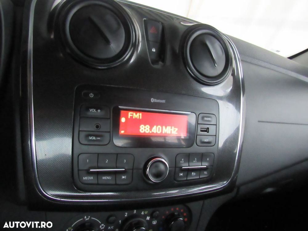 Dacia Logan 1.5 Blue dCi SL PLUS - 16