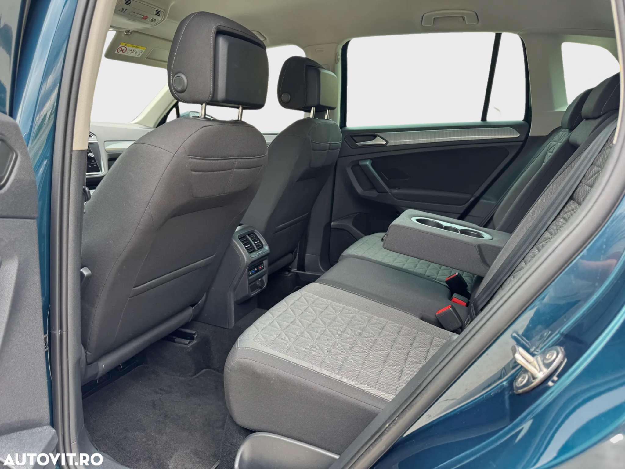 Volkswagen Tiguan 2.0 TDI SCR DSG 4Motion Elegance - 8