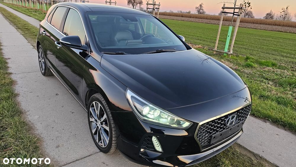 Hyundai i30 1.4 T-GDI Premiere Luxury DCT - 3