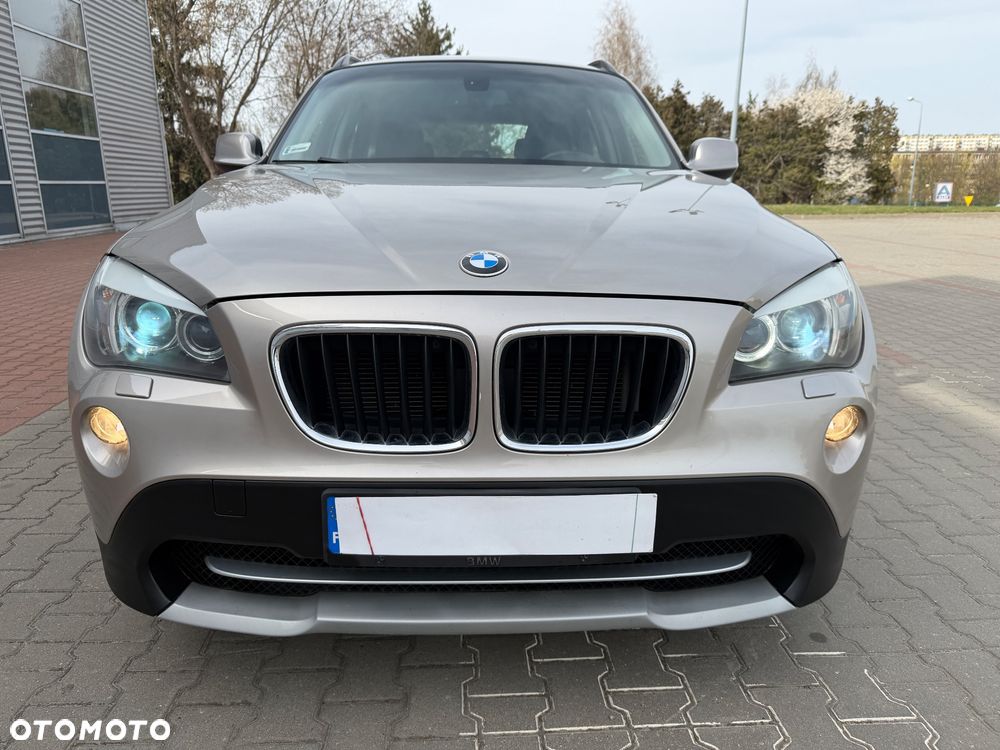 BMW X1 sDrive18i - 10