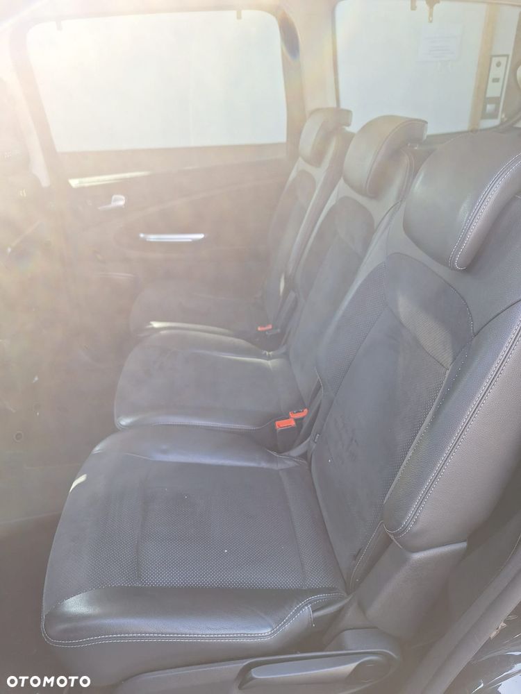 Ford Galaxy - 6