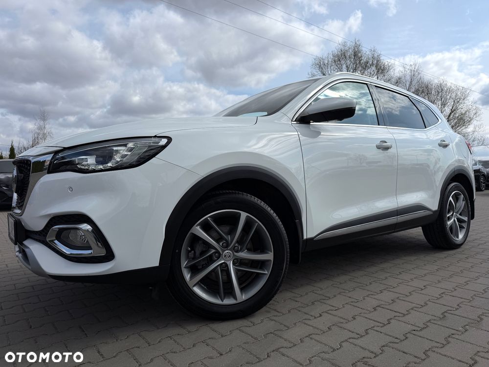 MG EHS Luxury - 2