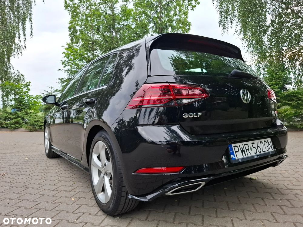 Volkswagen Golf 2.0 TDI R-Line DSG - 11