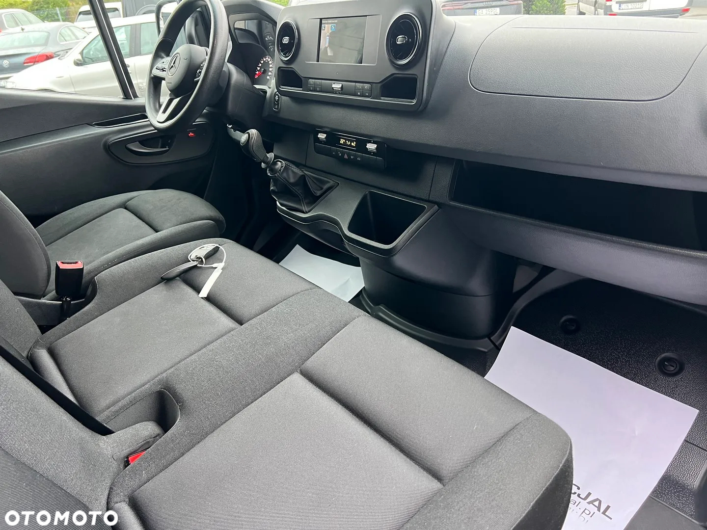 Mercedes-Benz Sprinter - 23