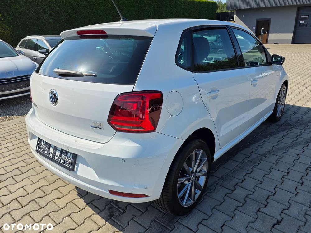Volkswagen Polo 1.2 TSI Blue Motion Technology DSG FRESH - 5