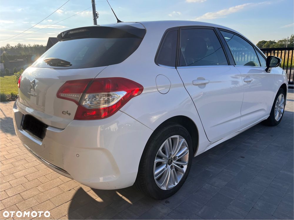 Citroën C4 e-HDi 110 EGS6 Stop/Start System Selection - 6