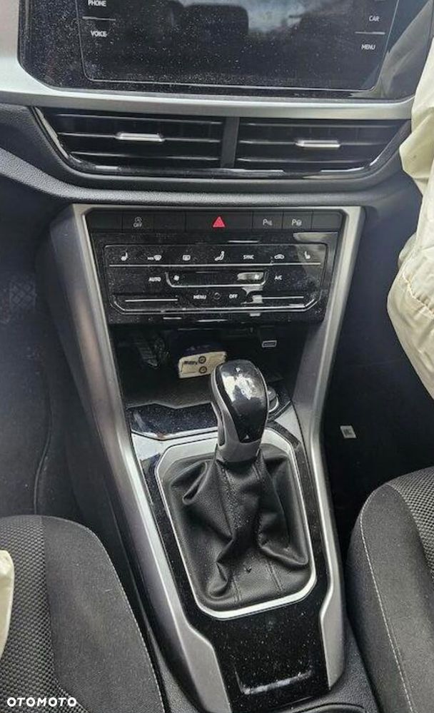 Volkswagen T-Roc - 7