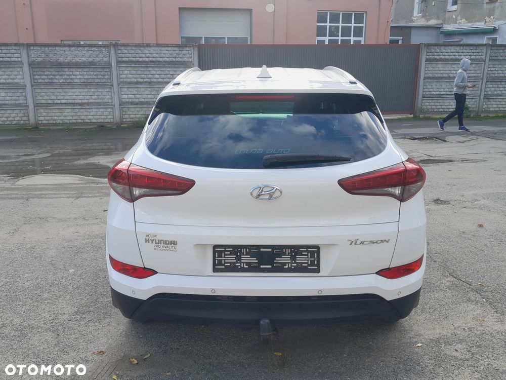 Hyundai Tucson 1.7 CRDI BlueDrive Style 2WD - 4