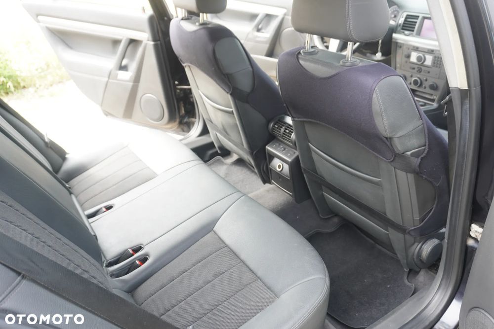 Opel Vectra 1.9 CDTI - 19