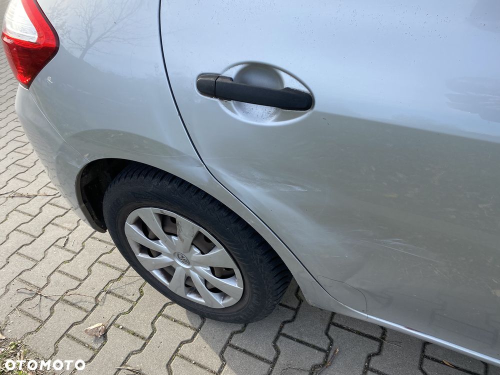 Toyota Auris 1.4 D-4D Terra - 6