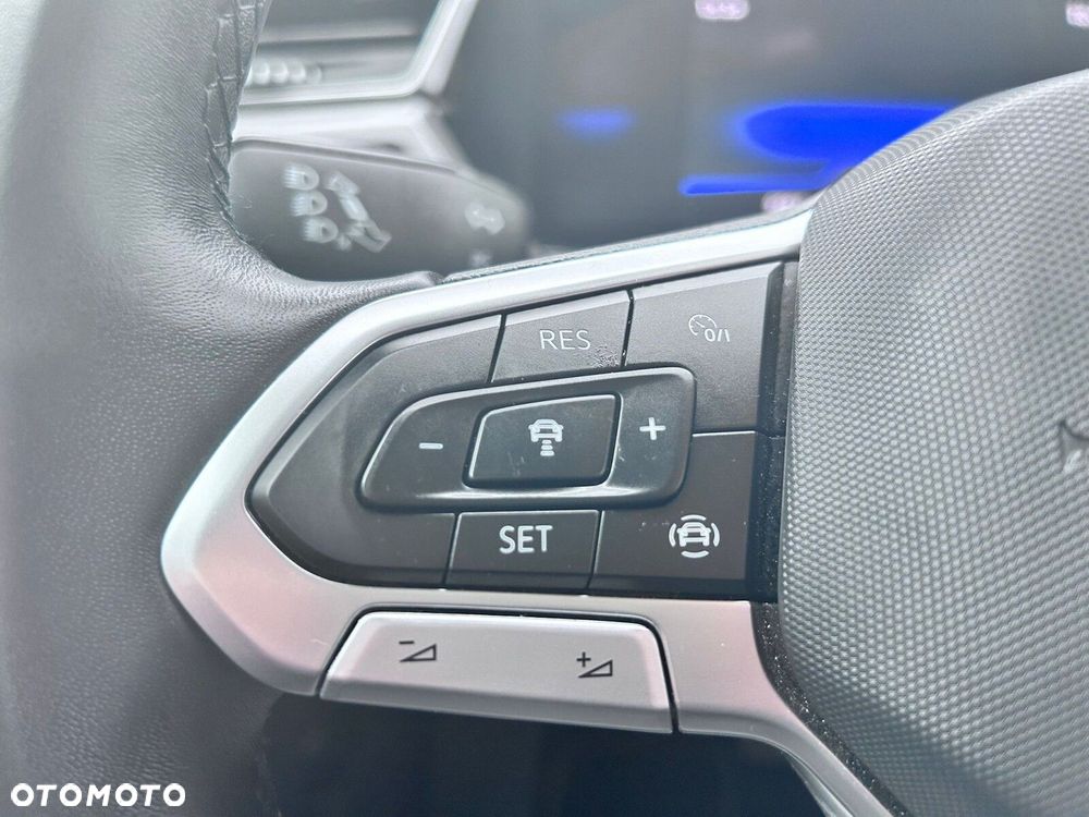 Volkswagen Touran 1.5 TSI EVO Special Edition DSG - 16