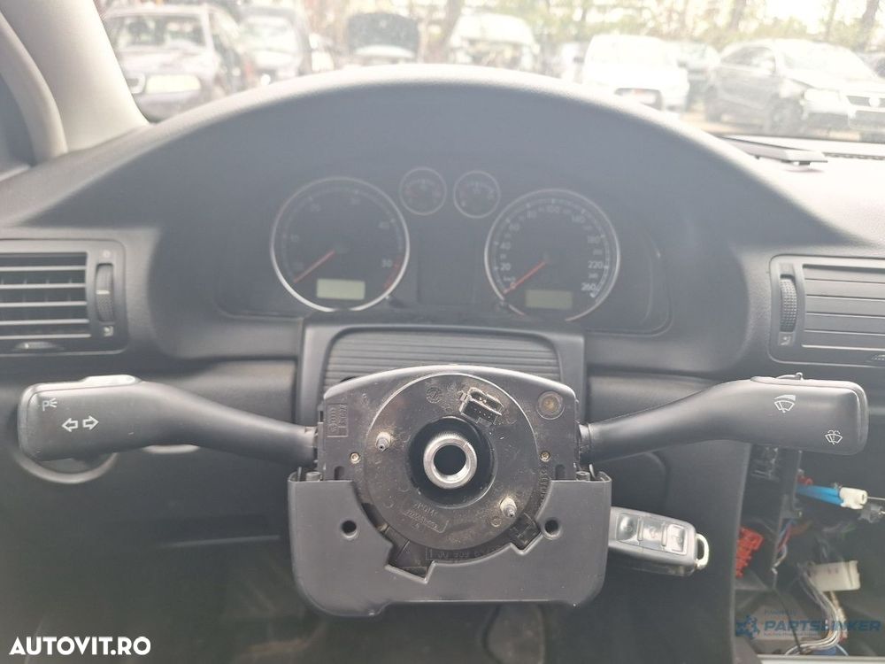 Manetă ștergătoare lampă de semnalizare VOLKSWAGEN PASSAT 3B3 2000 1.9 TDI AWX 96KW|130HP 2000 - 2