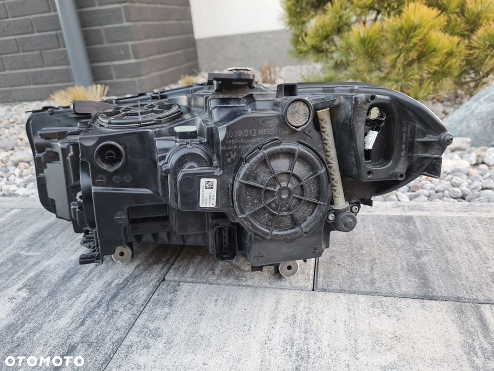 bmw 5 g30 g31 lampy przód full led adaptive 8499121-03 8499122-03 - 9