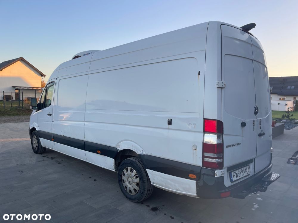 Mercedes-Benz Sprinter - 8