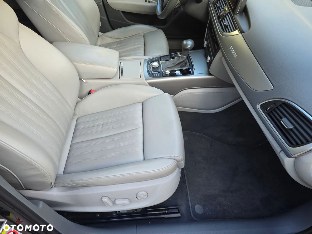 Audi A6 Avant - 17